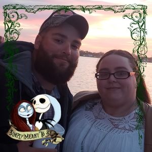 Meet your Posher, Courtney